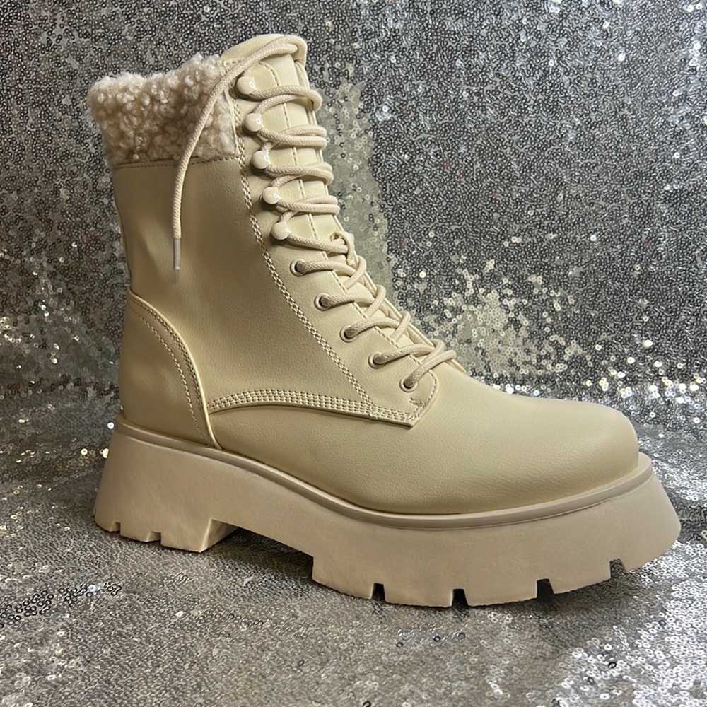 Women’s platform lace up boots